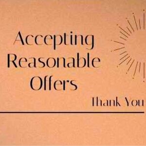 All reasonable offers considered!🤓